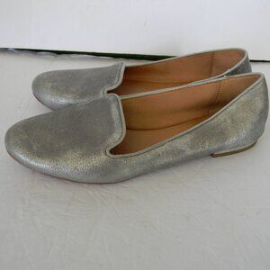 Coach Metallic Leather Silver Catrin Loafers size 7.5B FLATS SLIP-ON NEUTRAL